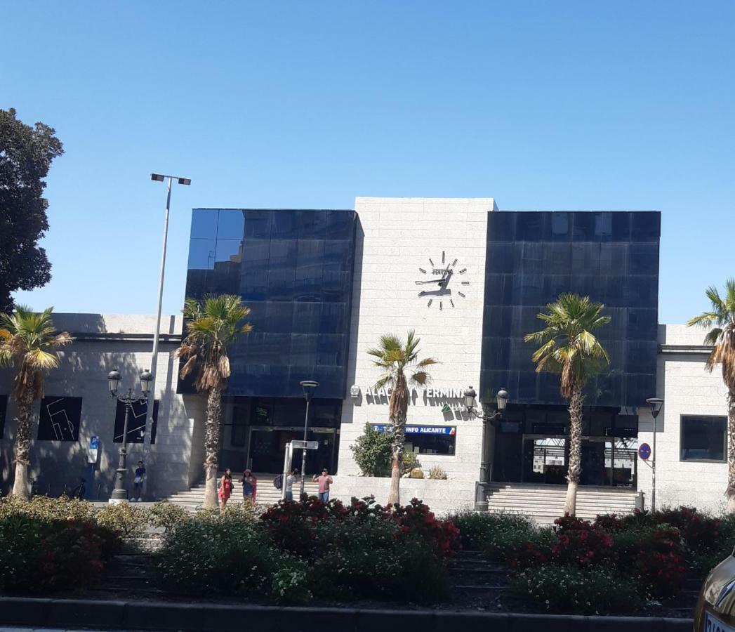 Alicante & Urban Center Экстерьер фото